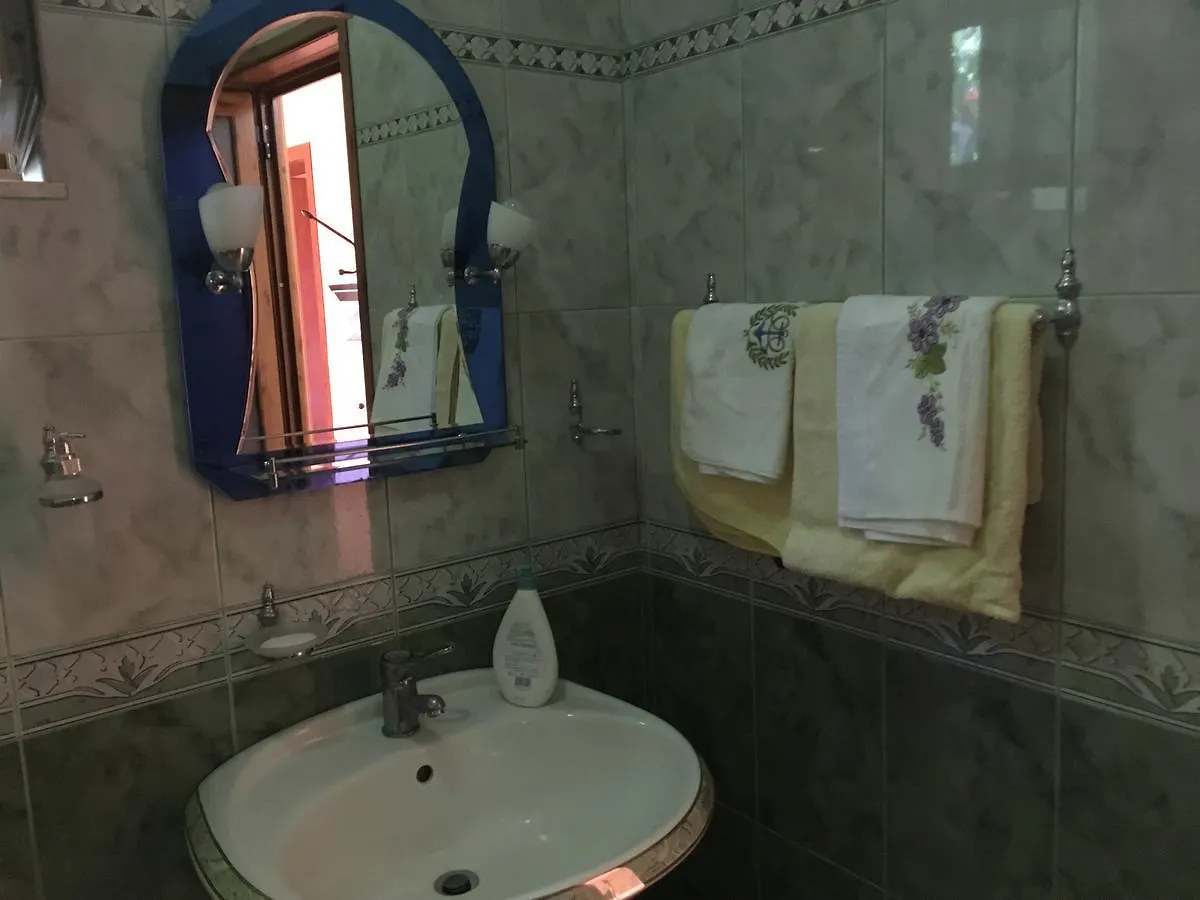 Sara Guesthouse Berat Pensionat